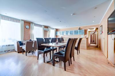 Polikoff Business Hotel