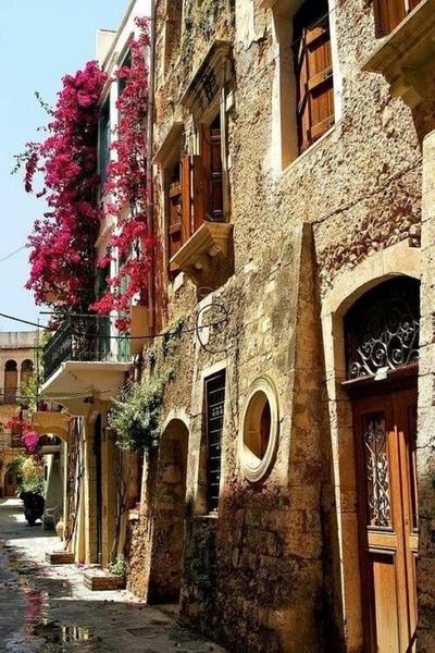 Dream City Apartment near Beach & Venetian Port