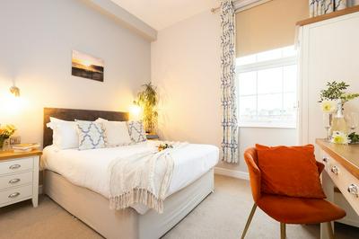 The Clarence Gardens Hotel, BW Signature Collection