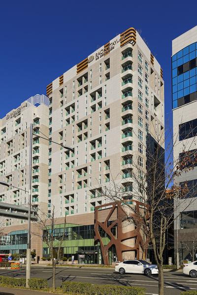 Jinju Raon Stay in Perla