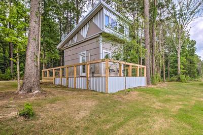 2 Mi to Msu: Chic Tiny Home Retreat!