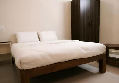 iROOMZ Hotel Krishna Inn