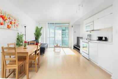 World Wide Stays Suite - Entertainment