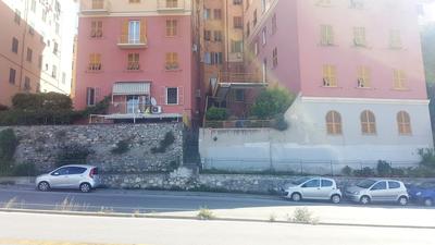 Charming Genovese Retreat in Borgoratti District