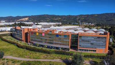 Pop Art Hotel Tocancipá y Centro de Convenciones