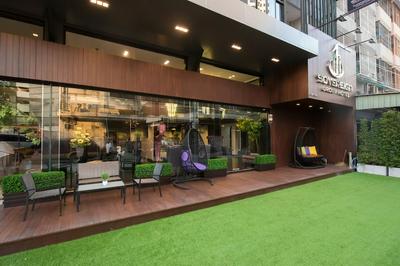 Sovereign Group Hotel