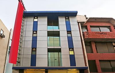 OYO 19046 Hotel Airport Suites