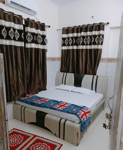New khandelwal Guest House