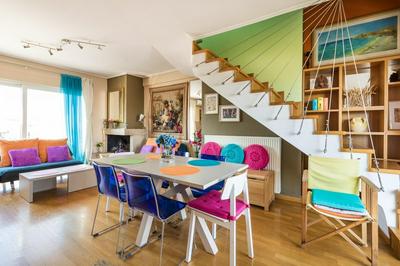 A Luxury Maisonette With Sea View