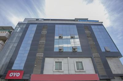 OYO 875 Eyrie Suites