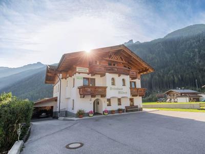 Apartment in Neustift With a ski Storage