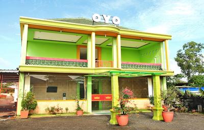OYO 2596 Homestay Hj. Suharti