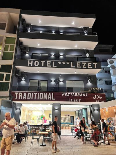 Lezet Hotel
