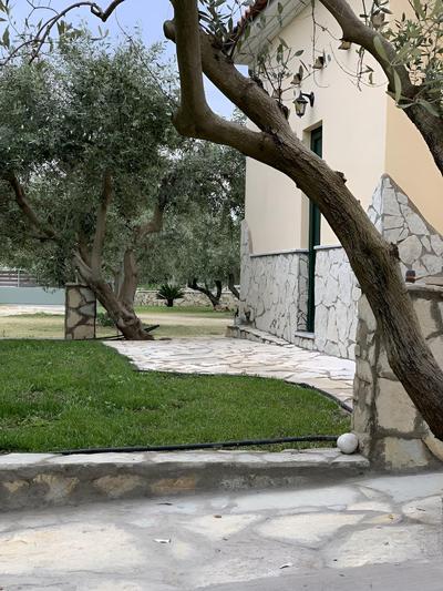 Foufas Houses