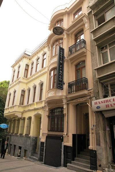 Castle Franco Suites