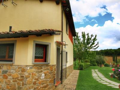 Tranquil Farmhouse in Bucine