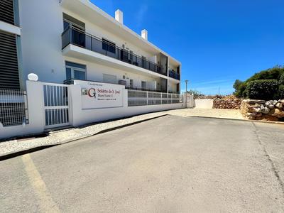 Albufeira Terrace With Pool by Homing