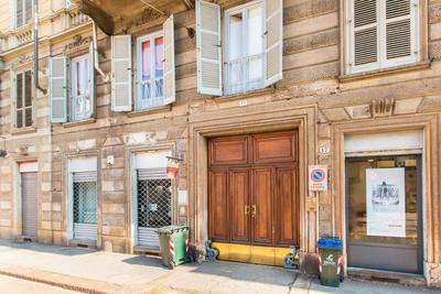 Parco del Valentino Cozy Flat with balcony