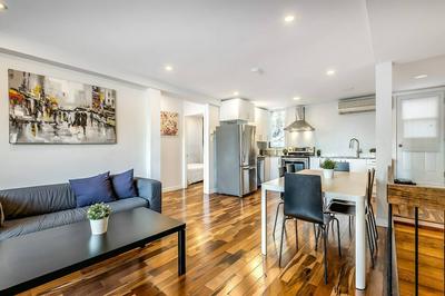 Hip Townhome With Garage Dt Mtl