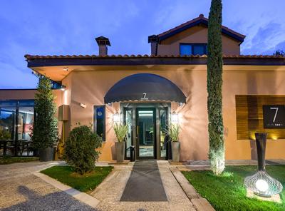 7 Rooms - Adults Only