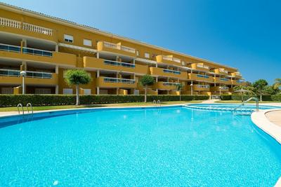 Fais in D nia With 2 Bedrooms and 2 Bathrooms