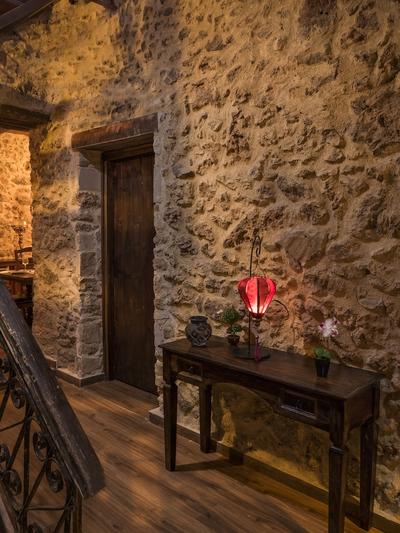 Villa Malaxa and Suites