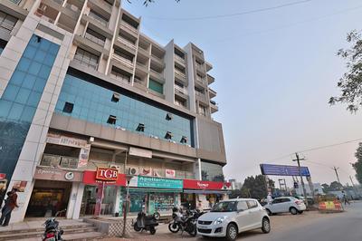 OYO 11072 Hotel Kajri Residency