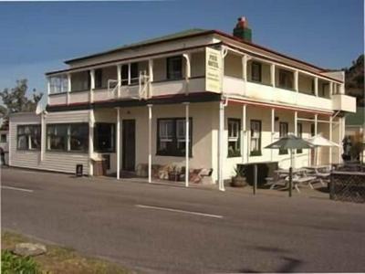 The Pier Hotel and Restaurant