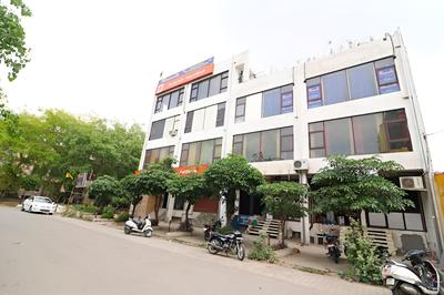 OYO 36432 Hotel Tarang