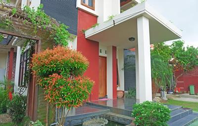 OYO 2860 The Castury Homestay Syariah