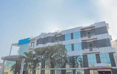 OYO 10885 Hotel Keerthana International