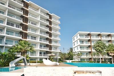 The Sea Condominium A22