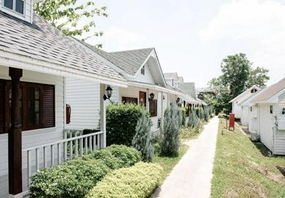 Sakarin Valley Resort & Restaurant