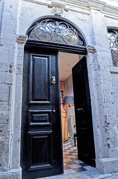 Mosaic Venetian Harbour Suites