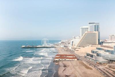 Stylish 2BR 3BA Cozysuites at Showboat, Foto 2