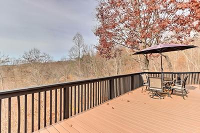 Deck & Game Room: Blue Ridge Mountain Cabin!