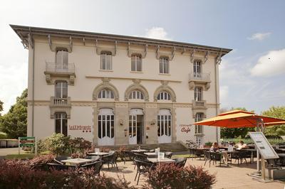Le Métropole