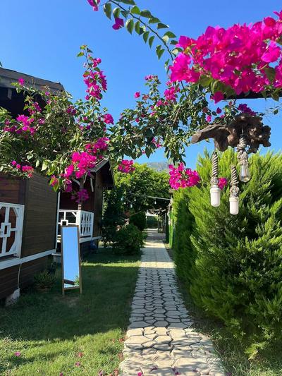 Karaöz Ada Bungalows & Villa