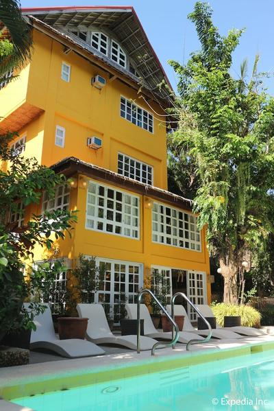 The Sun Villa Resort and Spa Hilltop