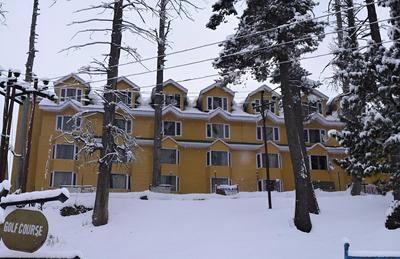 Hotel Zahgeer Continental Gulmarg