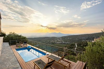 Martinia Pool Escape - Aiga Panoramic Vistas