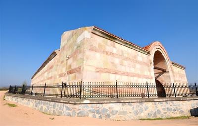 Issız Han Tarihi Butik Otel