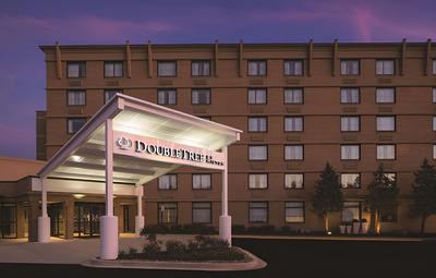 DoubleTree by Hilton Hotel Laurel