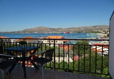 Mara - 70m From the sea - A4