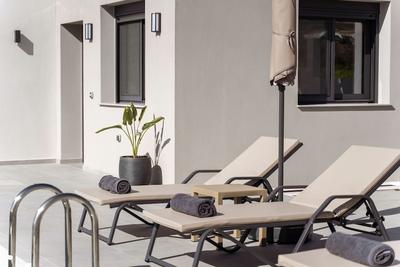 Villa Etoile - With Private Pool and Sauna
