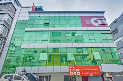 OYO 15392 Sri Sai Guru Comforts