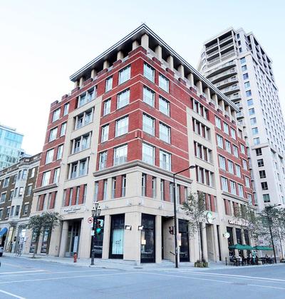 Airy Downtown Apartments by Nuage