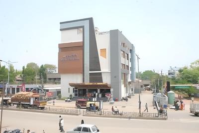 Iroomz Vaishali Residency