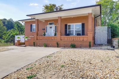 Walk to Mercer: Dtwn Macon Home w/ Fire Pit!