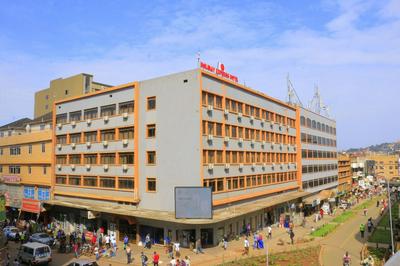 Holiday Express Hotel